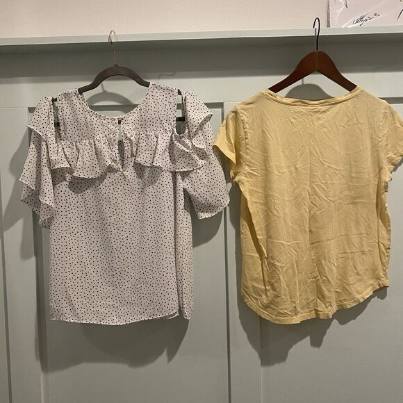 Bundle of Two Tops Women’s Small White Yellow Takara H&M Polka Dot Casual Career - Picture 2 of 16